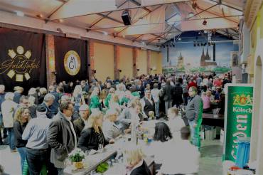 Goldmarie, Goldtafel, charity, karneval, köln, karnwvalsmuseum