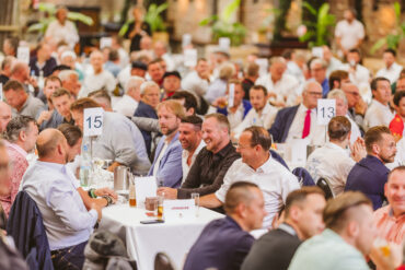 Schmucki Herrenfrühschoppen